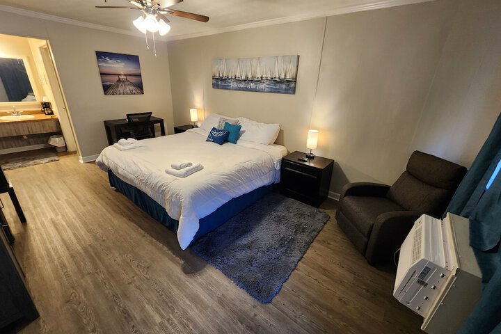Room 8 of 37