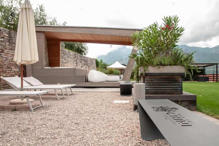 Sundeck 37 of 38