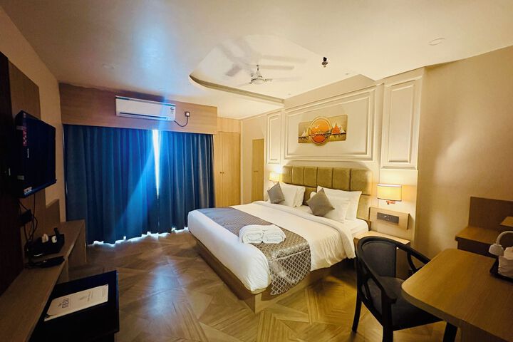 Room 31 of 32