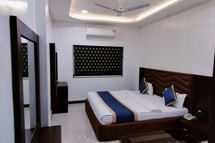 Room 3 of 29