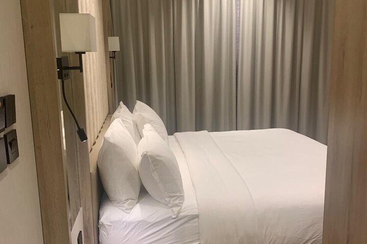 Room 7 of 23