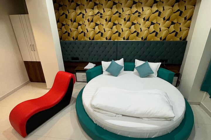 Room 20 of 29