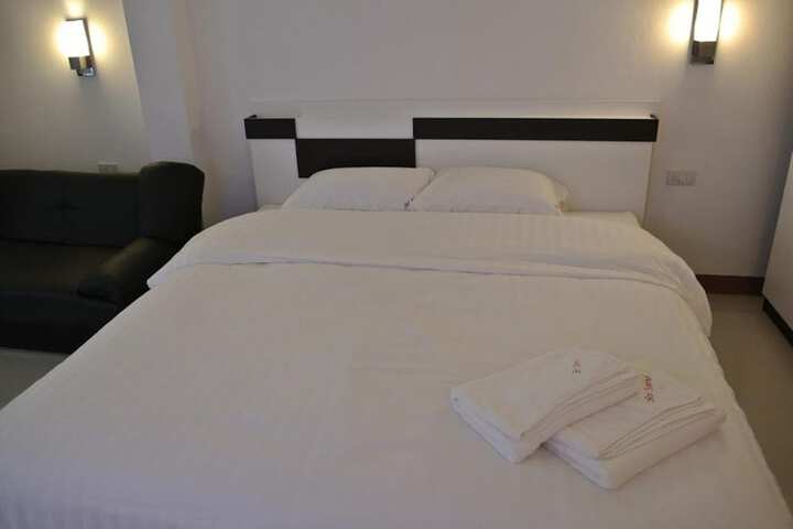 Room 9 of 41