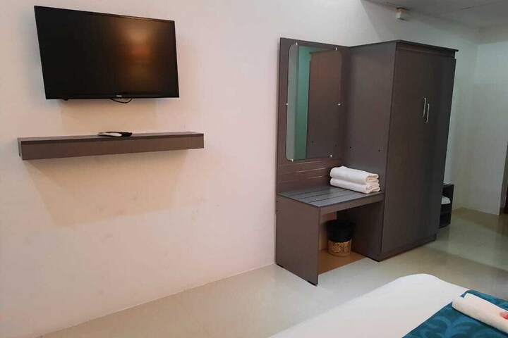 Room 26 of 36