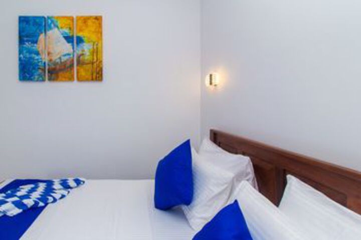 Room 25 of 39