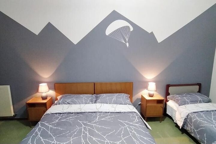 Room 2 of 46