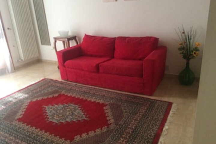 Room 9 of 17