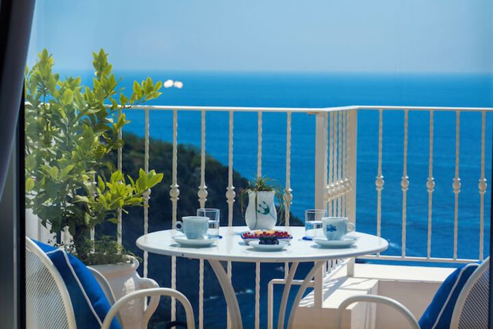 Terrace/Patio 44 of 128