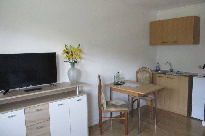 Room 7 of 64