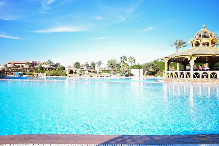 Pool Hotel