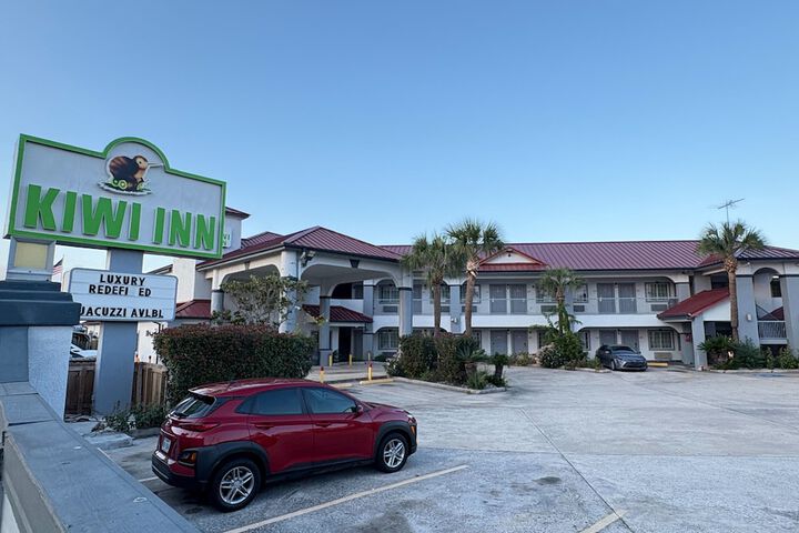 Kiwi Inn Capital O Houston - Hwy 249