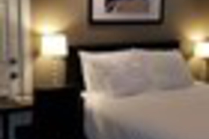 Room 389 of 828