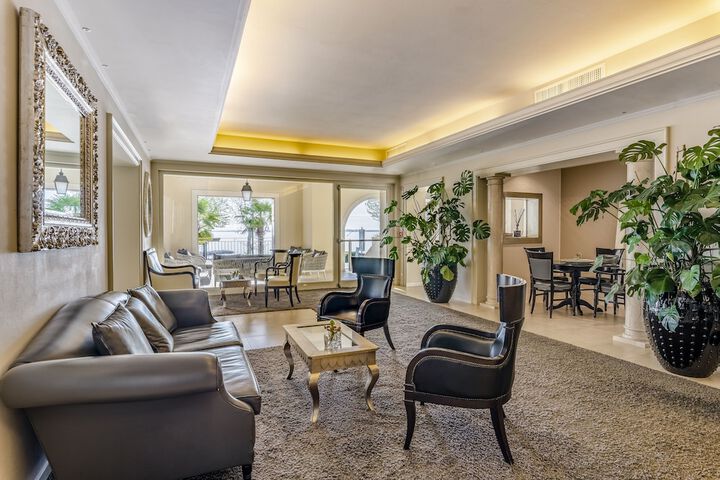 Hotel Interior 2 of 91