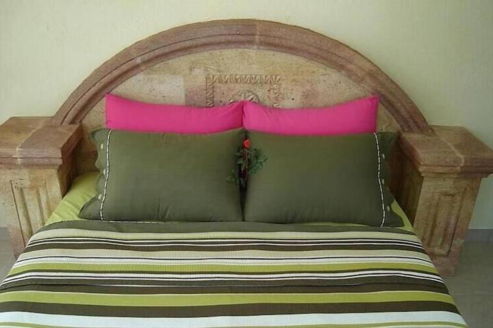 Room 7 of 25