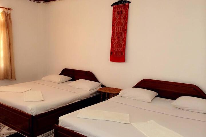 Room 3 of 5