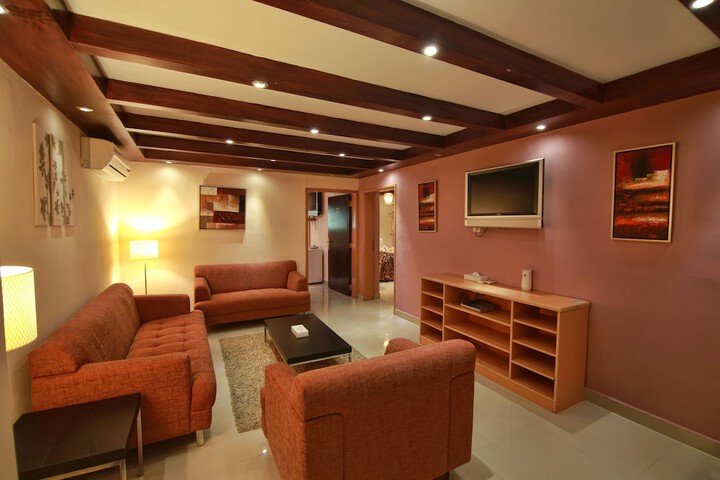 Room 46 of 87