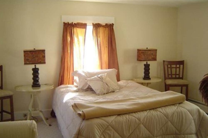 Room 4 of 23