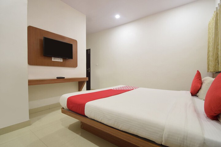 Room 15 of 21
