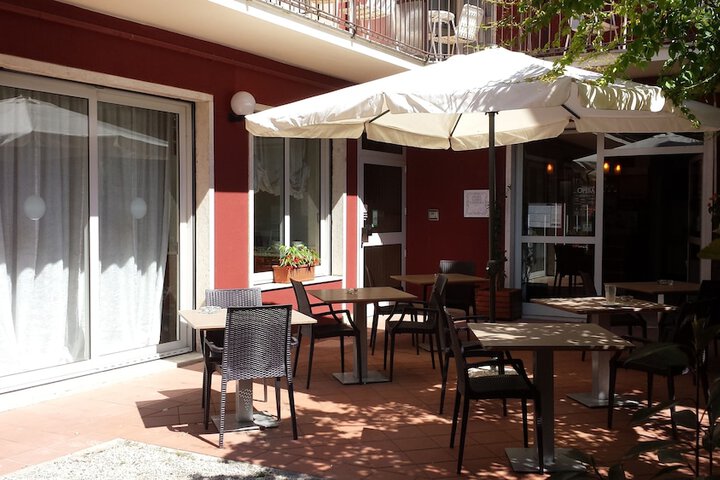 Terrace/Patio 59 of 65