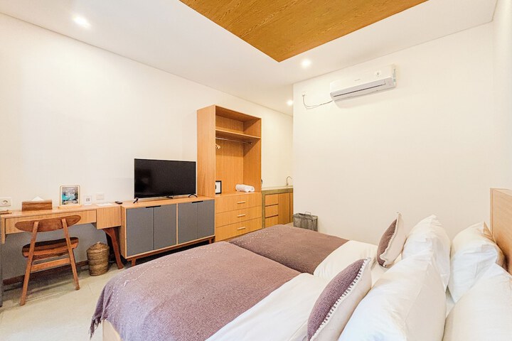Room 13 of 39