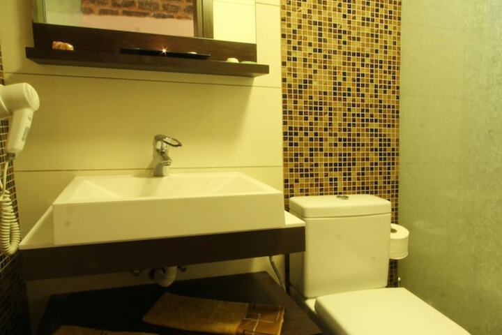 Room 44 of 60