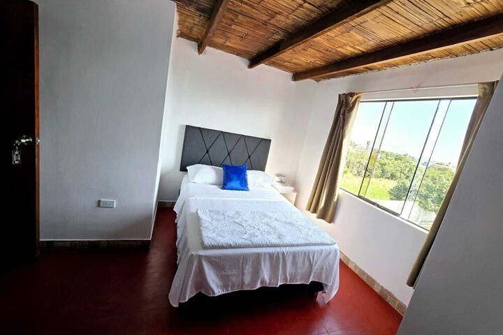 Room 3 of 7