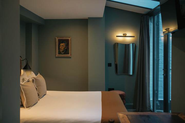 Room 86 of 209