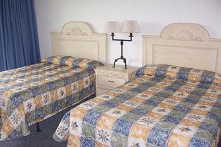 Room 10 of 23