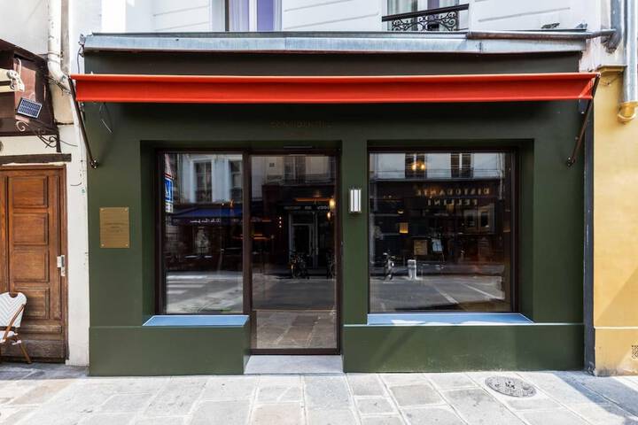 Exterior of Confidential Room 3 a Stones Throw From the Louvre