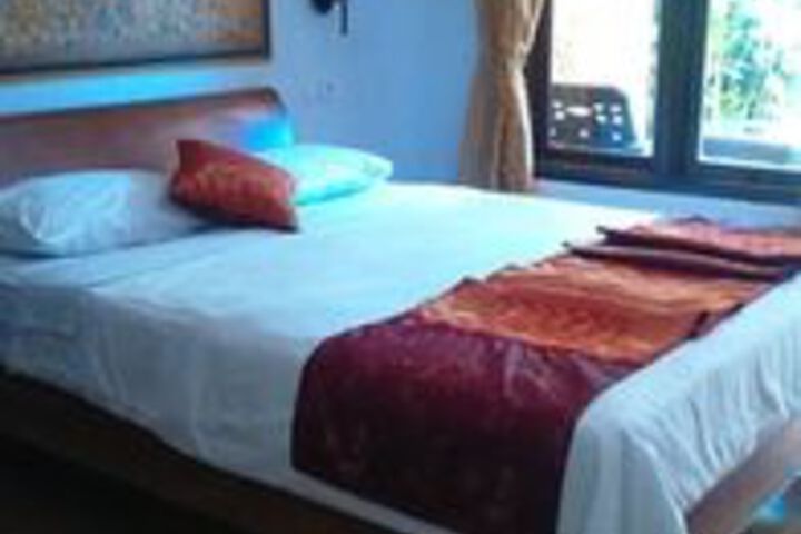 Room 53 of 110