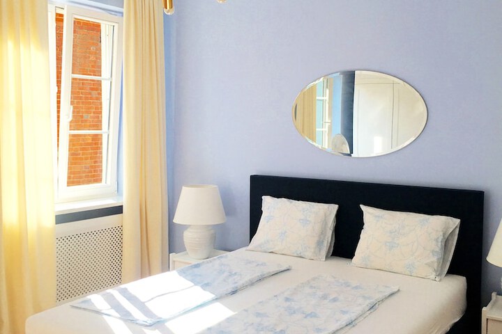 Room 3 of 54