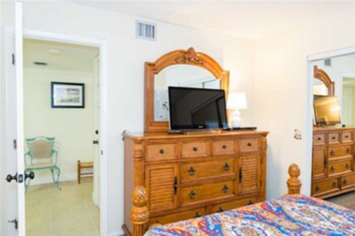 Room 43 of 49
