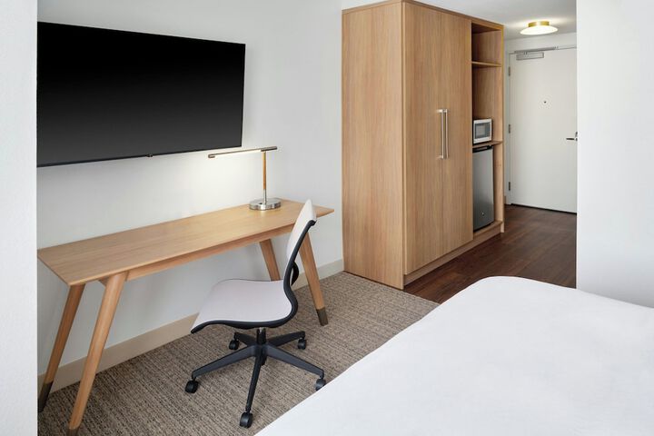 Room 29 of 73