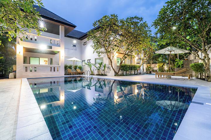 Pool 64 of 87