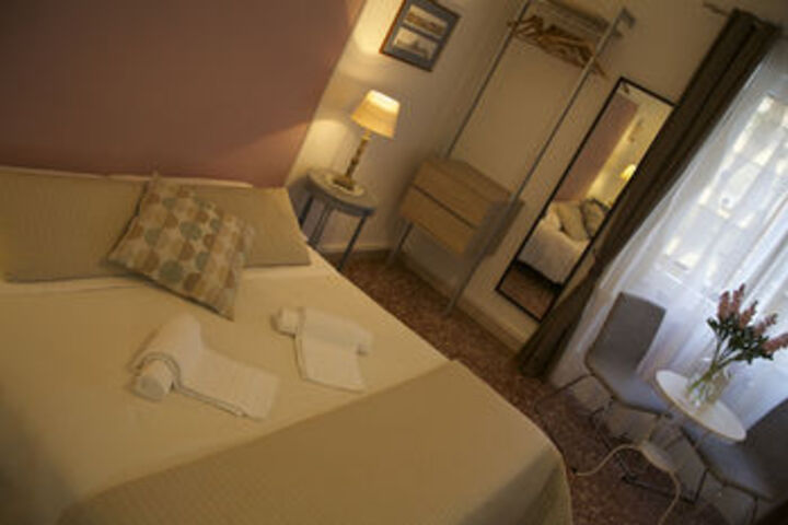 Standard Room Photo