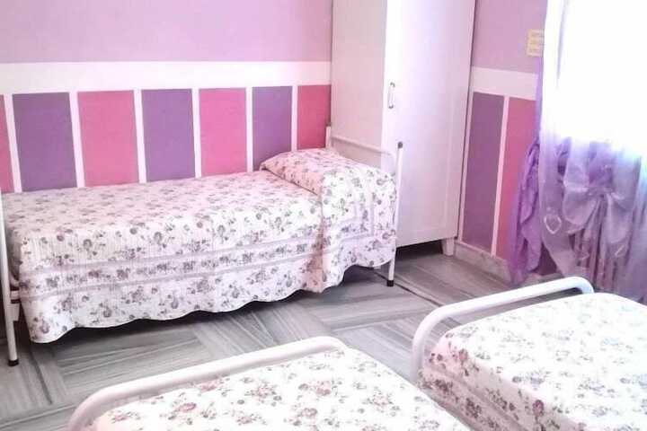 Room 10 of 140