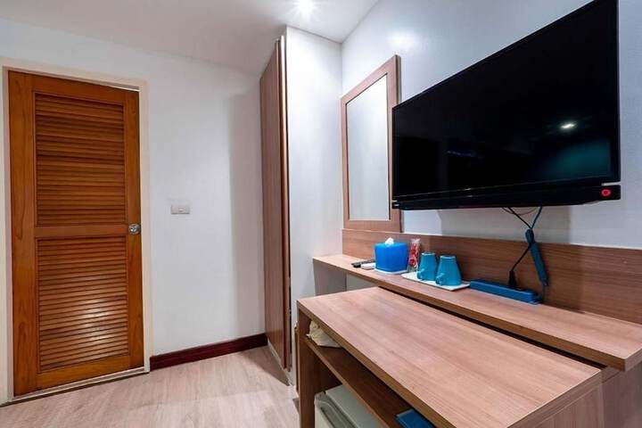 Room 11 of 56