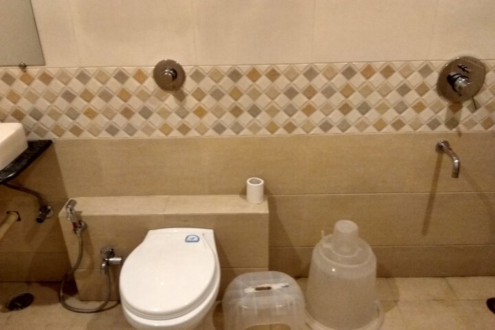 Room 44 of 71
