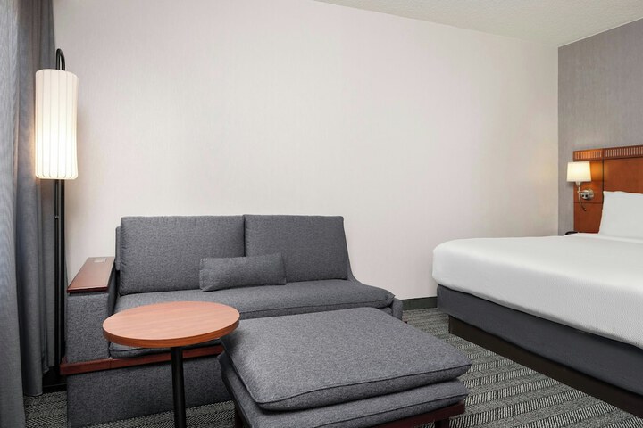 Room 18 of 41