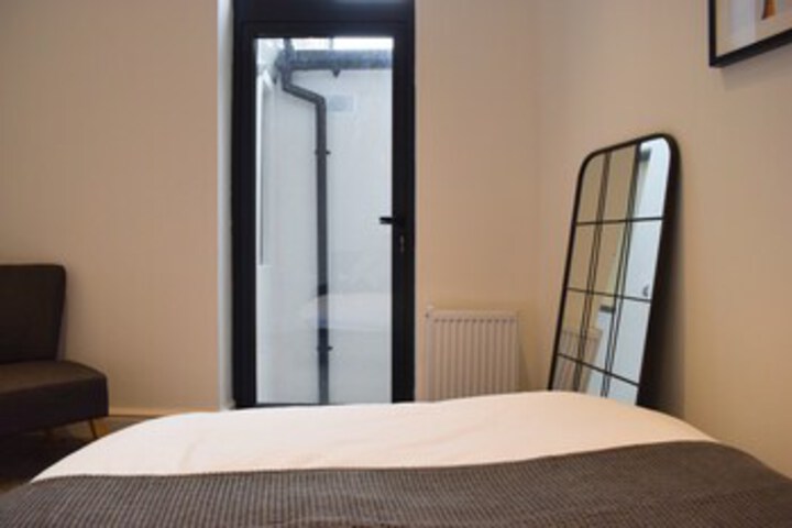 Room 17 of 45