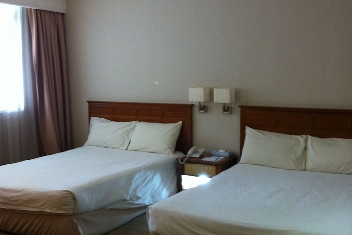 Room 8 of 35