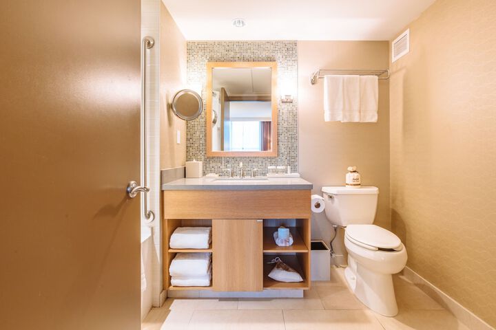 Clean Restrooms