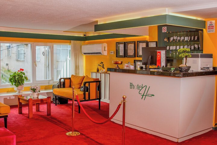Hotel Interior 6 of 27