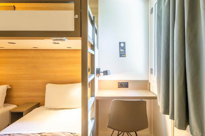 Room 10 of 23