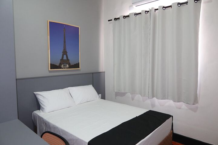 Room 64 of 111
