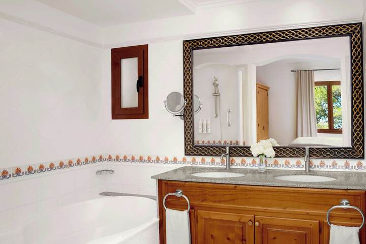 Bath Interior