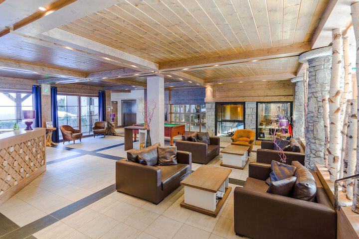 Hotel Interior 6 of 29