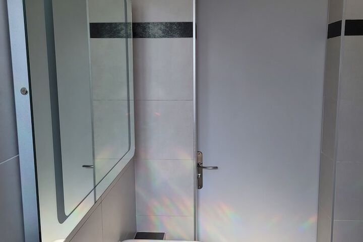 Room 62 of 116