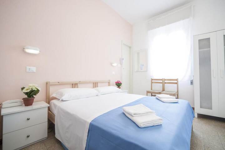 Room 20 of 39