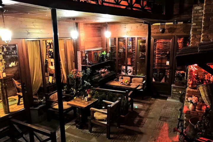 Room 50 of 78